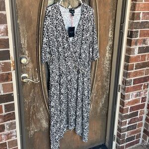 NWT Cynthia Rowley  Tiered Dress! 3X